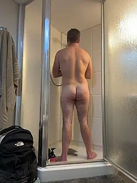 DILFiGuess11 online show from 1, 3, 2026