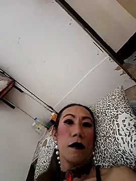 xx9inchesCOCKxx online show from 17, 11, 2025