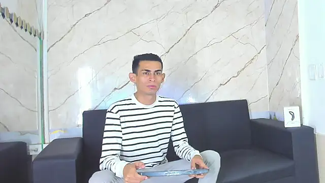 Golldens Dreamss online show from 6, 10, 2025