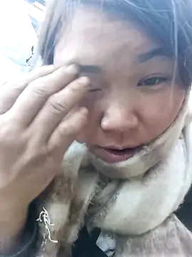 may-squirl online show from 21, 12, 2025