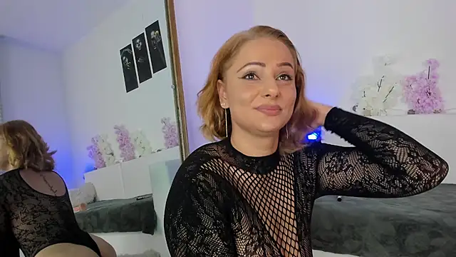 HoneyKissy online show from 8, 11, 2025