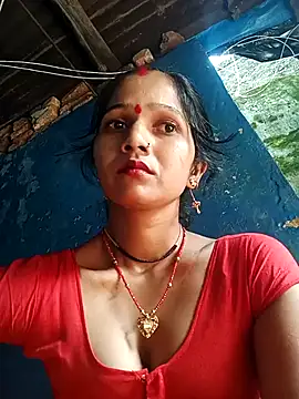 Jooli xx online show from 13, 9, 2025