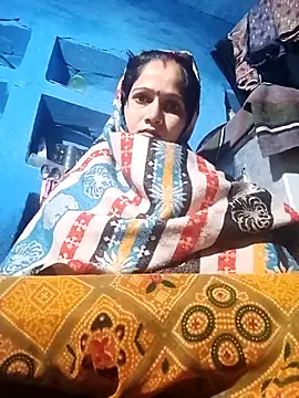 Jooli xx online show from 23, 12, 2025