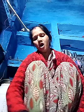 Jooli xx online show from 16, 1, 2026