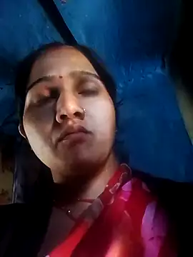 Jooli xx online show from 6, 4, 2026