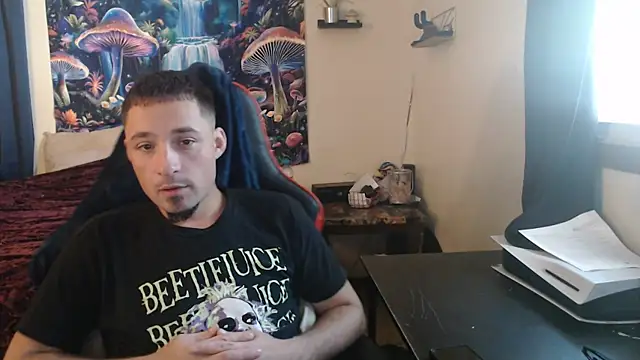 Snapshot of YoBlezz chatting on 29, 9, 2025 YoBlezz online show from 29, 9, 2025