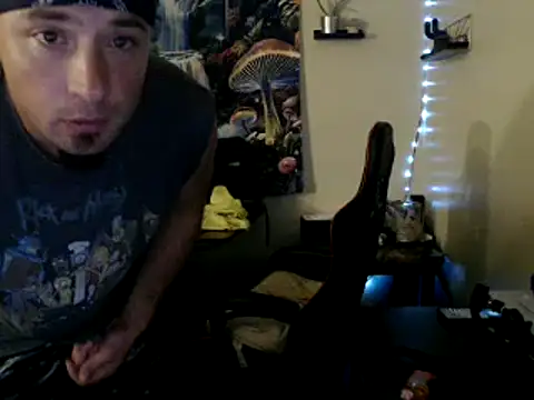 Snapshot of YoBlezz chatting on 6, 10, 2025 YoBlezz online show from 6, 10, 2025