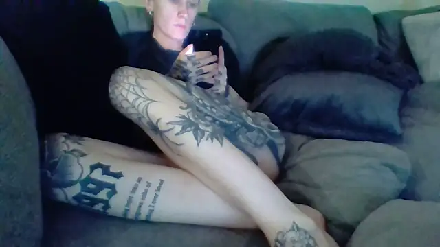 liltiddygoffwaifu online show from 29, 11, 2025