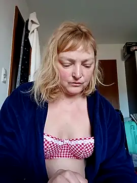 LiluLiluLilu online show from 11, 4, 2026