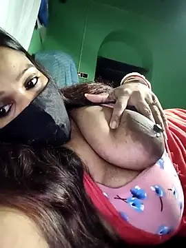 V-hot-swiet online show from 5, 10, 2025