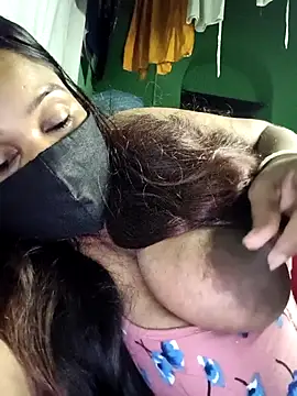 V-hot-swiet online show from 30, 10, 2025