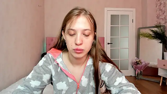 LightStar 18 online show from 17, 9, 2025