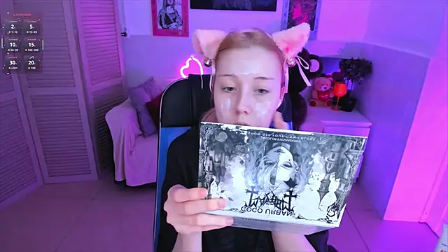 RubyBennett online show from 10, 10, 2025