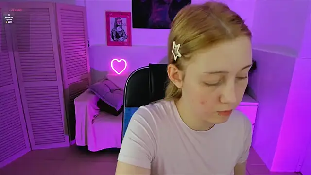 RubyBennett online show from 18, 10, 2025