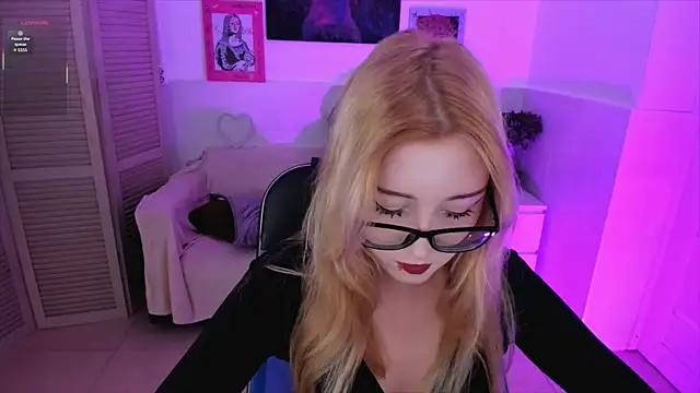RubyBennett online show from 20, 10, 2025