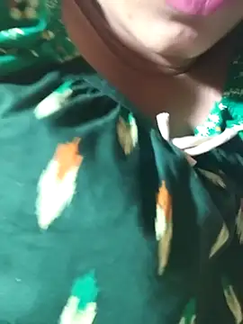 Snapshot of telugu_roja_099 chatting on 19, 9, 2025 telugu roja 099 online show from 19, 9, 2025