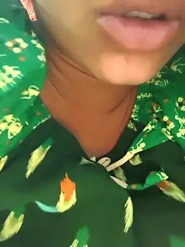 Snapshot of telugu_roja_099 chatting on 9, 10, 2025 telugu roja 099 online show from 9, 10, 2025