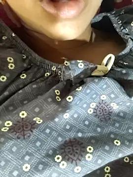 Snapshot of telugu_roja_099 chatting on 16, 10, 2025 telugu roja 099 online show from 16, 10, 2025