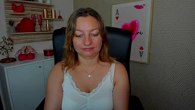 Snapshot of angelaSamt chatting on 2, 7, 2026 angelaSamt online show from 2, 7, 2026