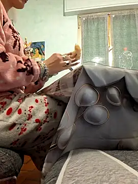 Snapshot of TigreBianca27 chatting on 3, 11, 2025 TigreBianca27 online show from 3, 11, 2025