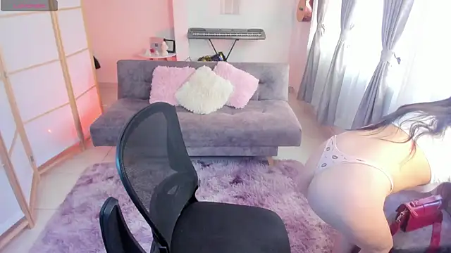 Snapshot of amelia-coben chatting on 18, 9, 2025 amelia-coben online show from 18, 9, 2025