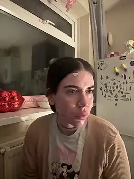 valentinalamont online show from 9, 9, 2025