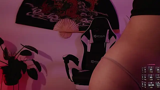 Ellyuwuw online show from 27, 2, 2026