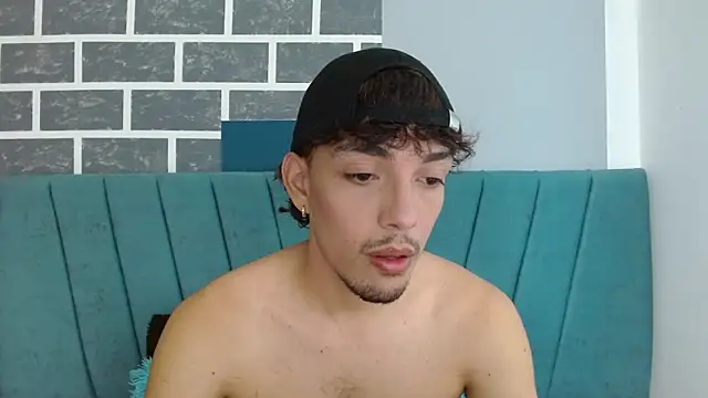 Jake laraxxx online show from 10, 10, 2025