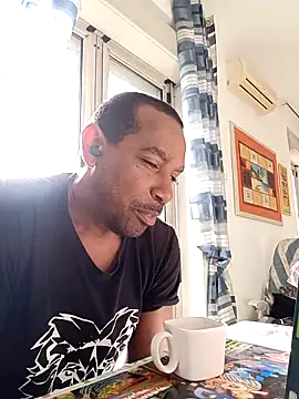 estrogeni online show from 18, 4, 2026