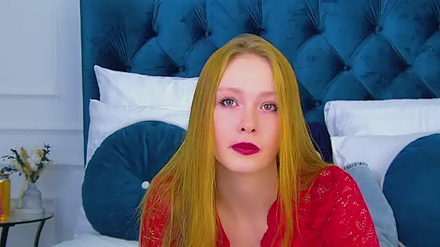 Snapshot of AgataFoxley chatting on 13, 10, 2025 AgataFoxley online show from 13, 10, 2025