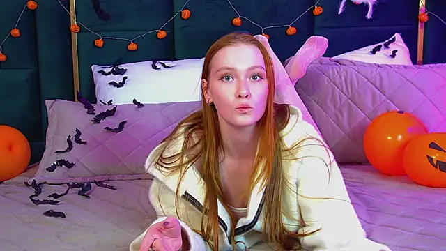 Snapshot of AgataFoxley chatting on 23, 10, 2025 AgataFoxley online show from 23, 10, 2025