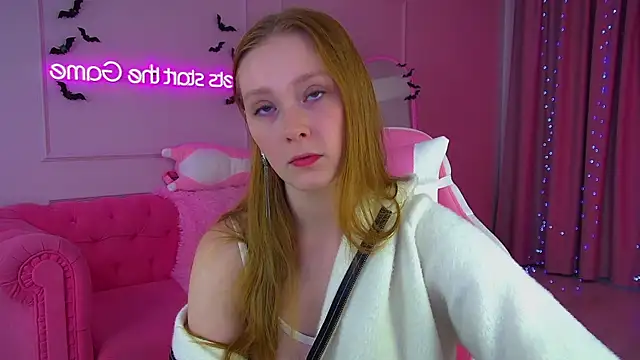 Snapshot of AgataFoxley chatting on 3, 11, 2025 AgataFoxley online show from 3, 11, 2025