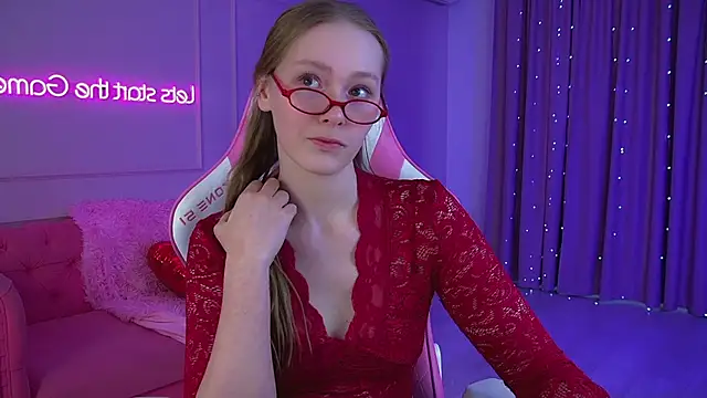 AgataFoxley online show from 27, 2, 2026