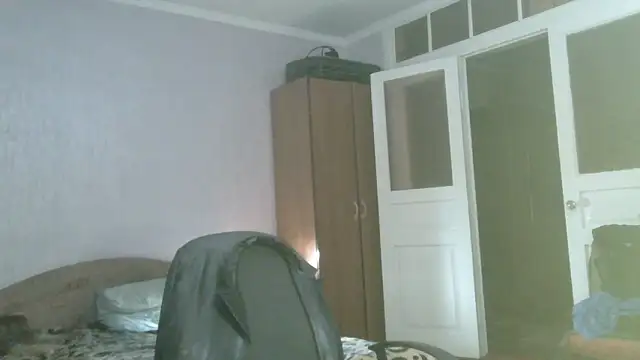 NiraFrost online show from 14, 12, 2025