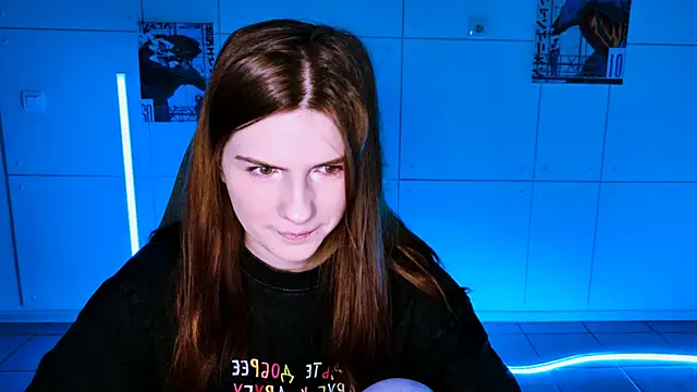 AliceCUNTach online show from 17, 10, 2025