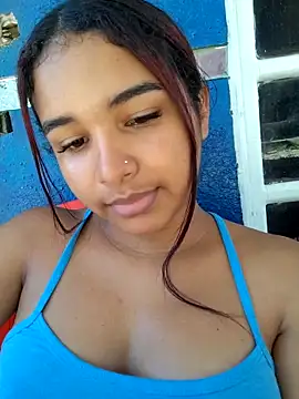 DulceeSalas online show from 9, 9, 2025