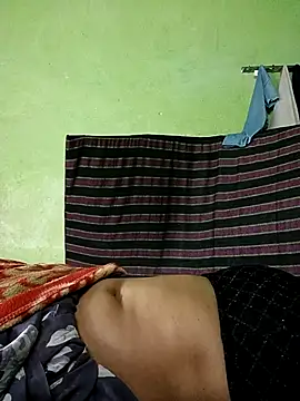 Snapshot of Hot_lali_555 chatting on 24, 9, 2025 Hot lali 555 online show from 24, 9, 2025