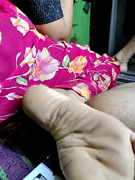 Snapshot of Hot_lali_555 chatting on 14, 10, 2025 Hot lali 555 online show from 14, 10, 2025