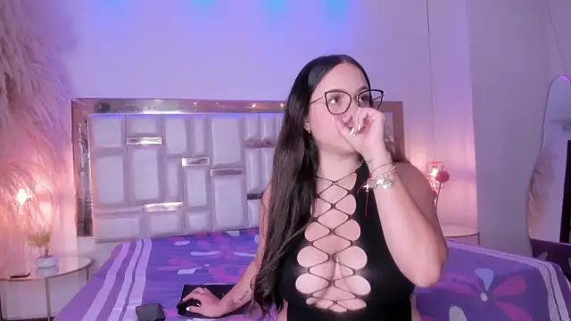 KateMoorex online show from 7, 2, 2026