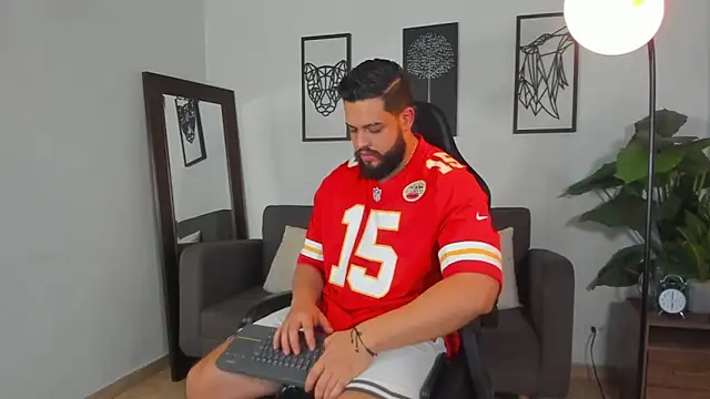 Justin kingX7 online show from 5, 4, 2026