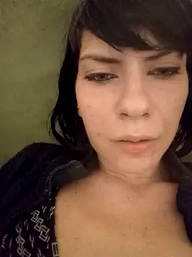 Snapshot of Lea9816 chatting on 19, 10, 2025 Lea9816 online show from 19, 10, 2025