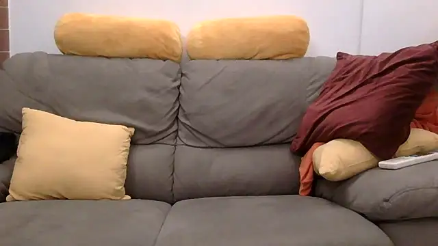 Amicisegreti online show from 13, 12, 2025