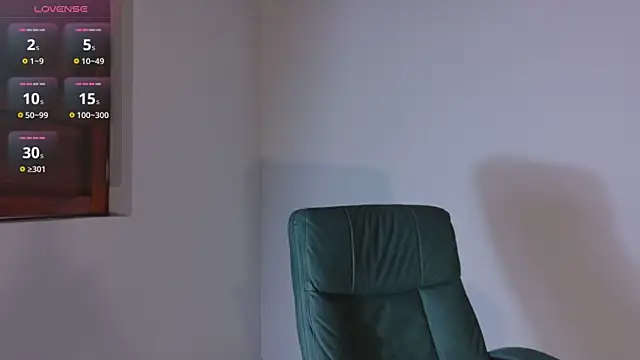 Olivia11  online show from 13, 11, 2025