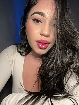 Snapshot of SofiaWildee chatting on 4, 6, 2026 SofiaWildee online show from 4, 6, 2026