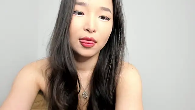 Soyun Mia online show from 17, 2, 2026