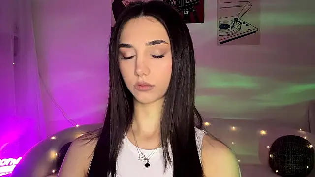 LinaMour online show from 23, 3, 2026