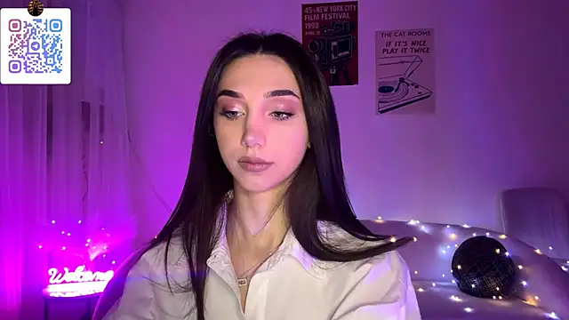 LinaMour online show from 31, 3, 2026