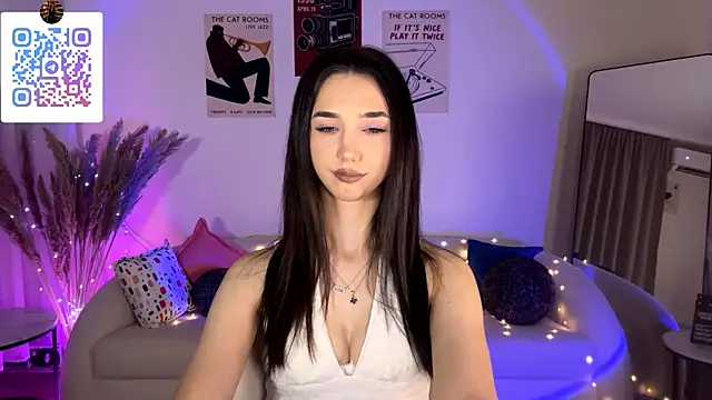LinaMour online show from 9, 7, 2026