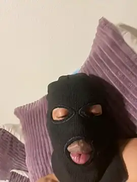 fitsexyman online show from 5, 4, 2026