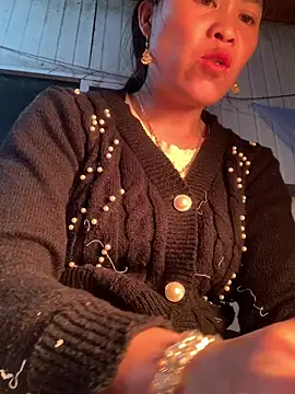 tuyetnhi-00 online show from 15, 1, 2026